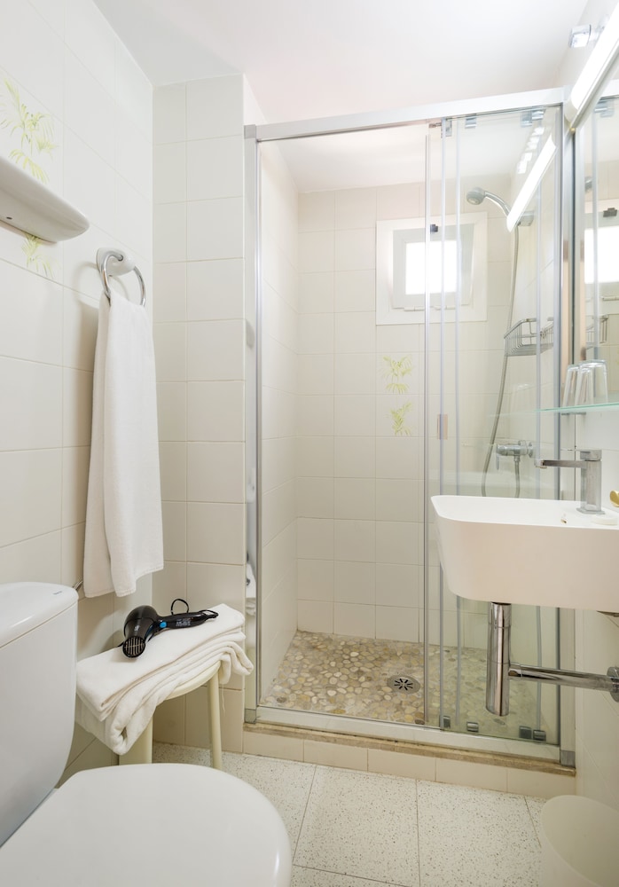 Hostal Residencia Sutimar 50/51