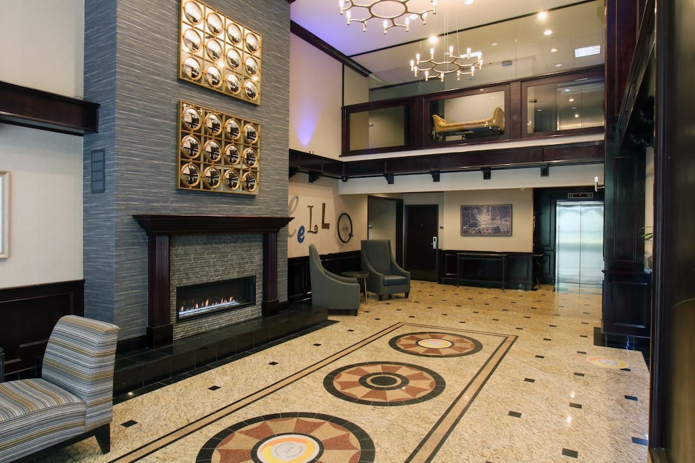 Oxford Suites Downtown Spokane 3/55