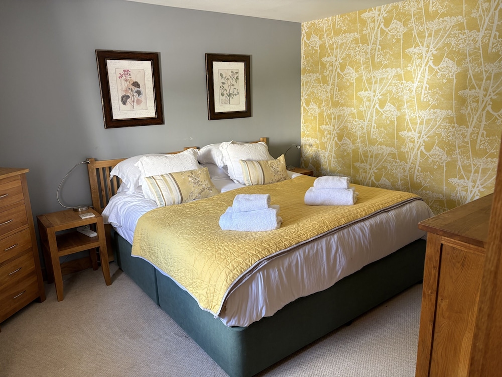 Little Castle, Cottage, 2 King Beds, Garden View