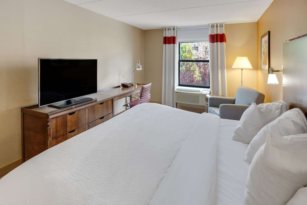 The Crossroads Hotel - Newburgh 13/36