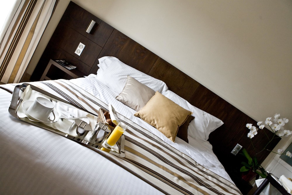 Best Western Plus Des Francs 26/63