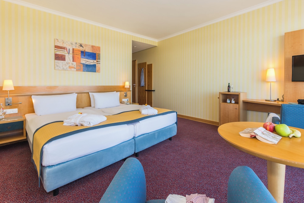 Strand-Hotel Hübner 5/39