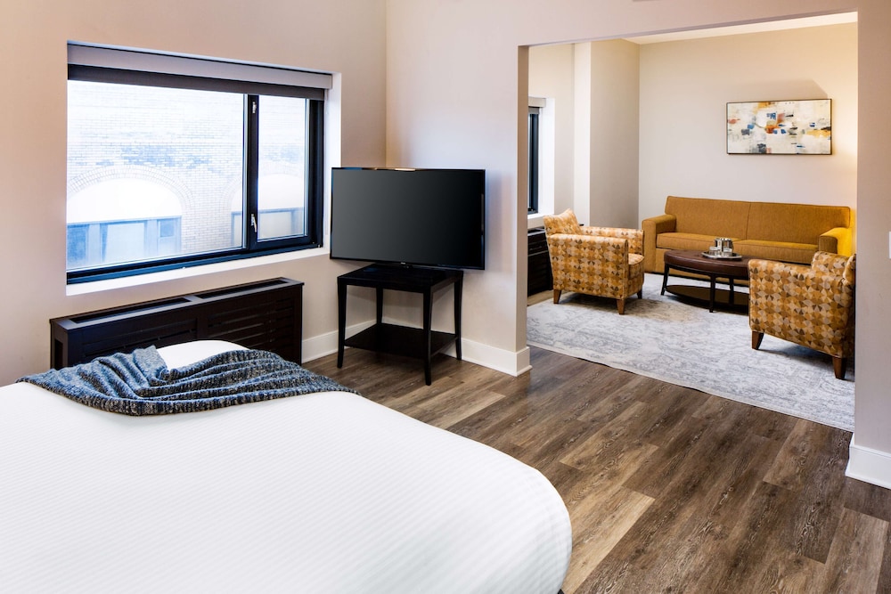 Watt Hotel Rahway, Tapestry Collection by Hilton 21/69
