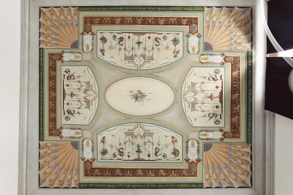 Luxury Apartment in Central Florence 5/50