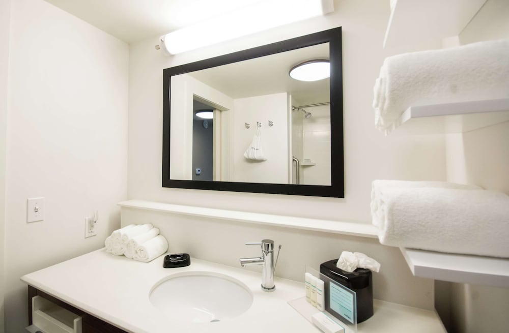 استوديو بسريرين كوين مع أريكة بمطبخ صغير، Hampton Inn & Suites Orlando At SeaWorld 5/8