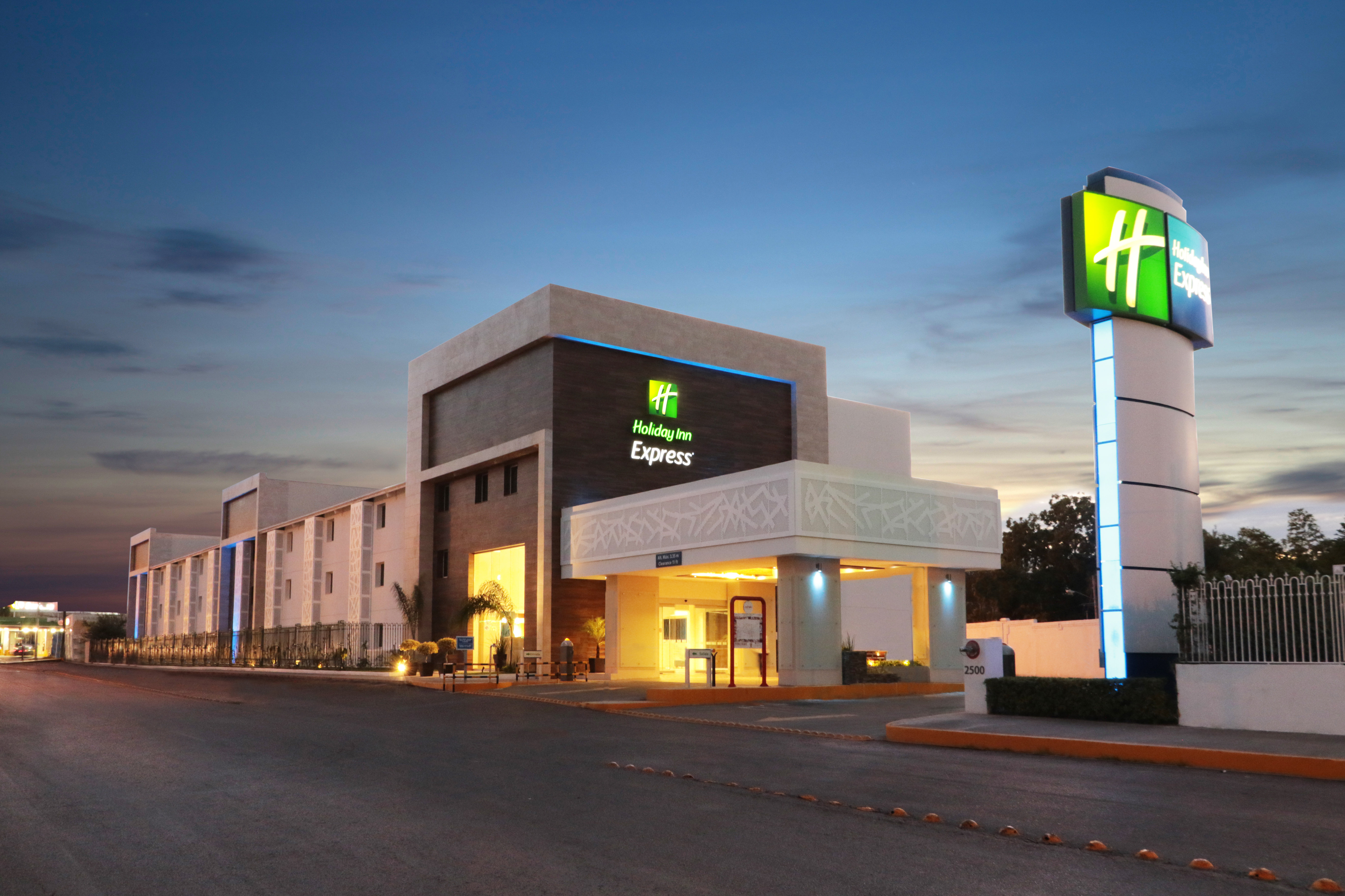Holiday Inn Express Piedras Negras 2/72