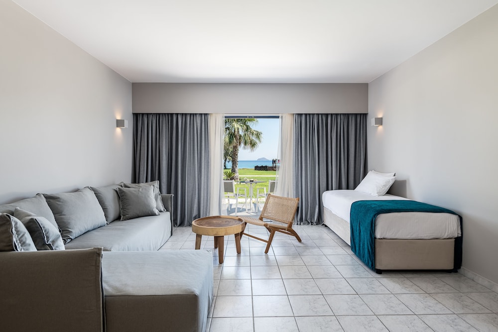 LAKITIRA RESORT & VILLAGE 60/78