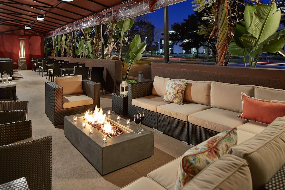 DoubleTree by Hilton Hotel LAX - El Segundo 49/84