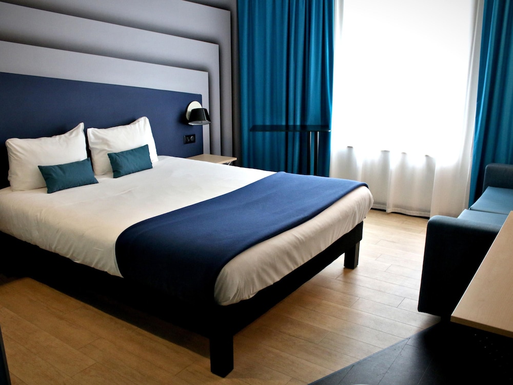 COMFORT, FAMILY, DOUBLE BED, SOFA