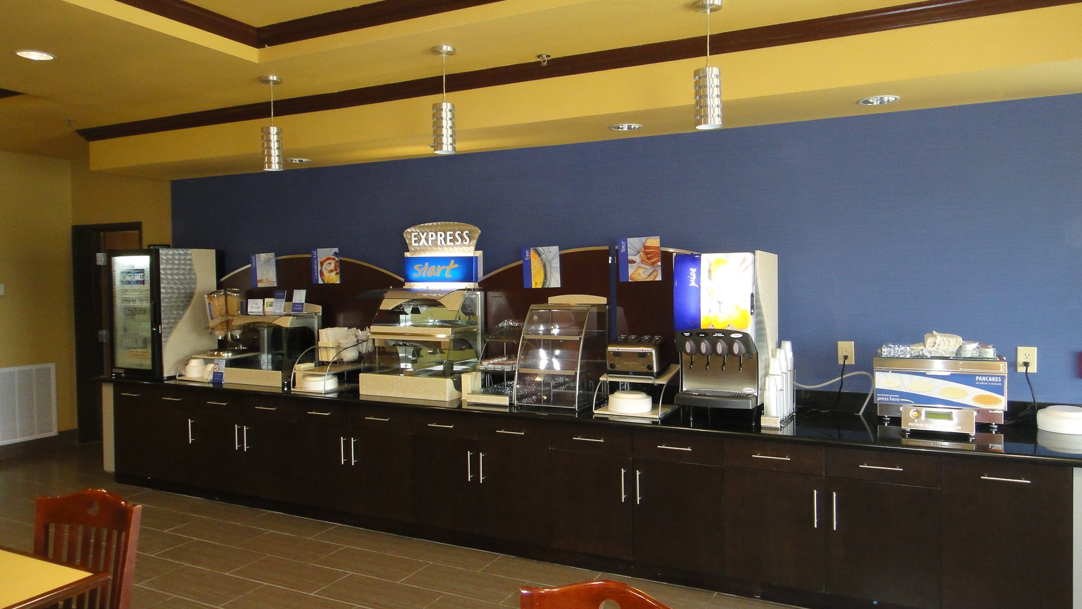 Holiday Inn Express Hotel And Suites George West 8/37