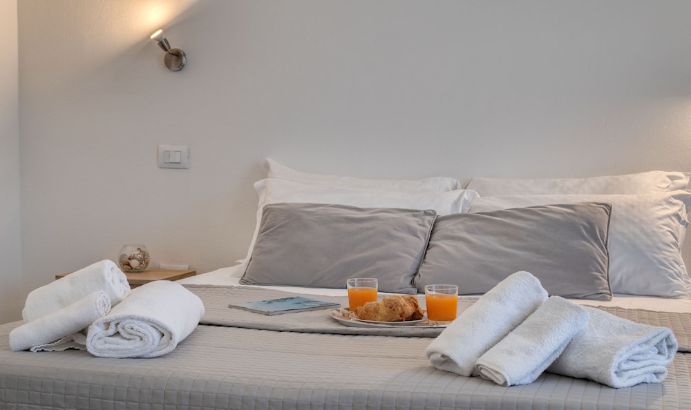 Izzhome Pula Masenti Apartment 4/13