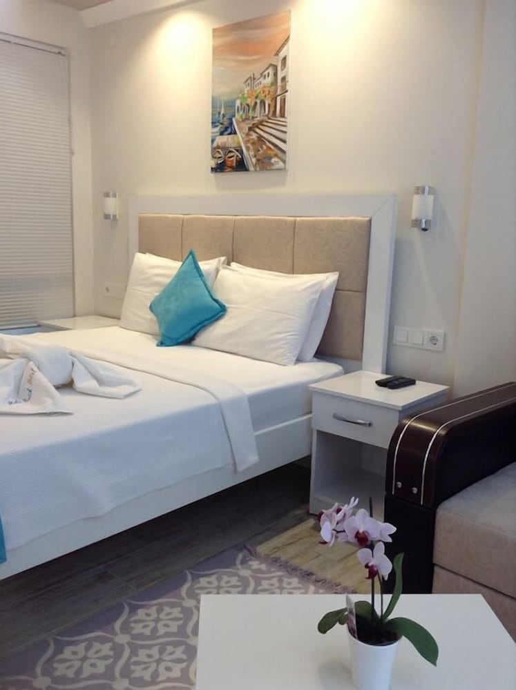 Hotel Mola 3/30