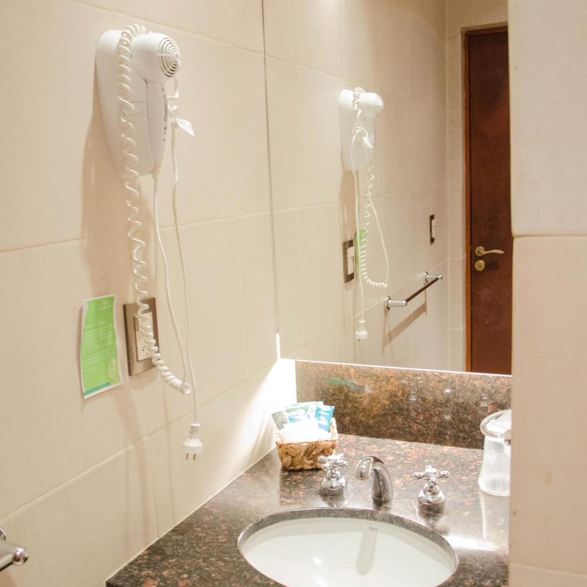 Altos de Guemes Hotel 45/50