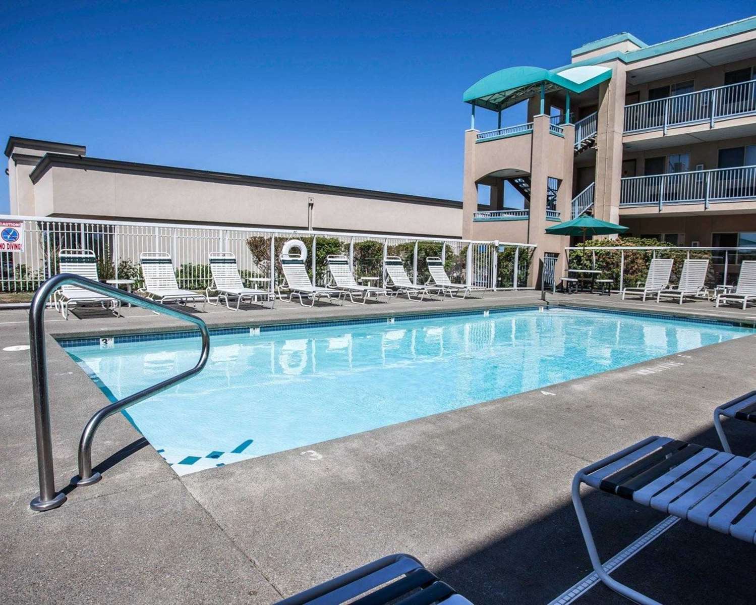 Quality Inn Grand Suites Bellingham 2/29