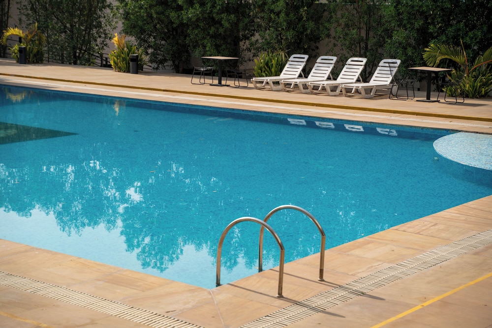 Bamboo Saa Mulberry Resort 38/55
