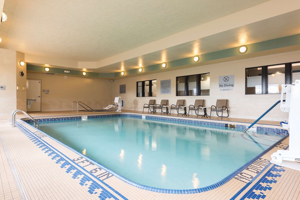 Hampton Inn Midland Mi 1/41