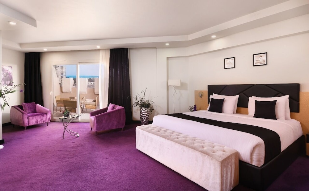 Eastern Al Montazah Hotel 26/66