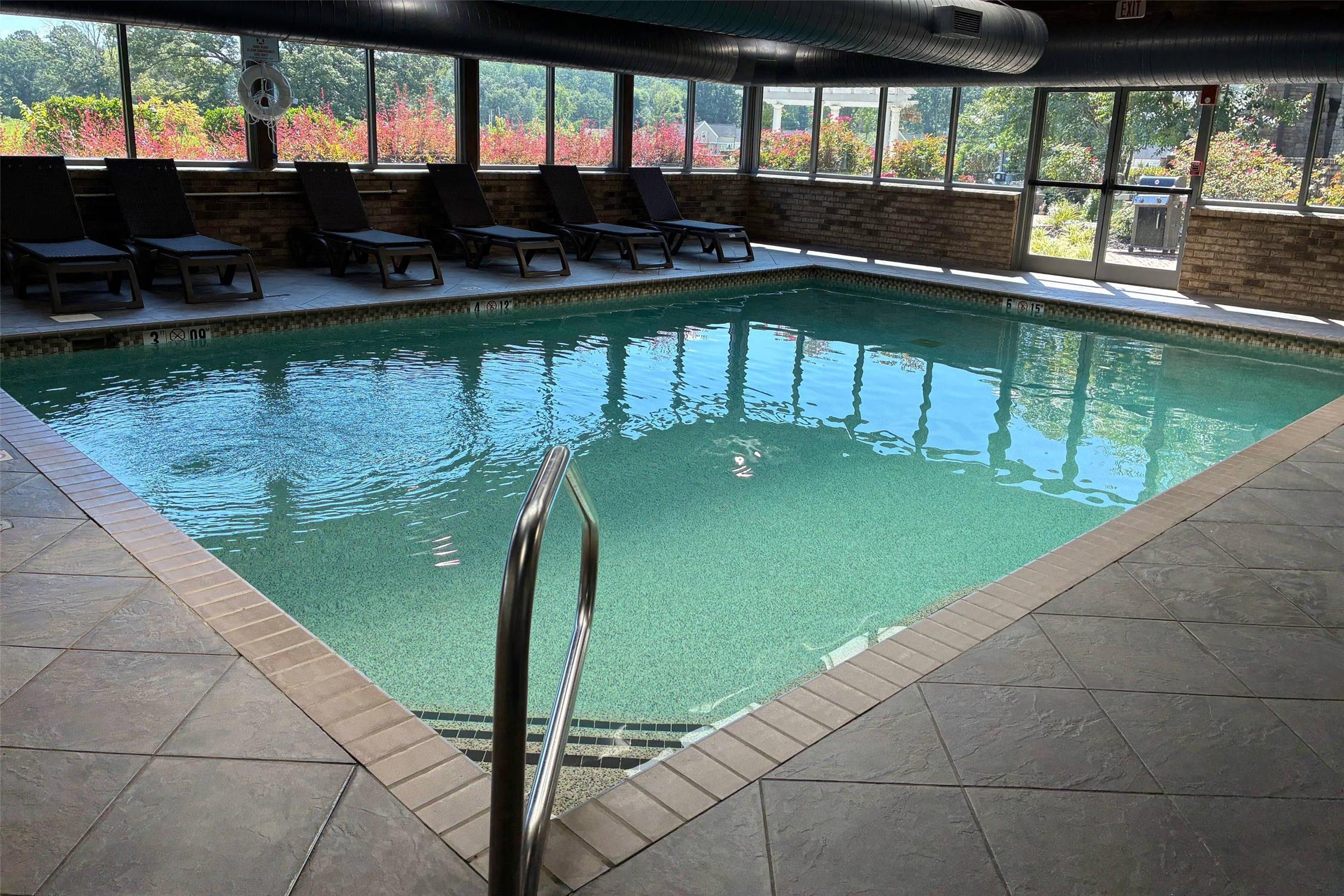 Comfort Inn & Suites Near Lake Guntersville 30/52