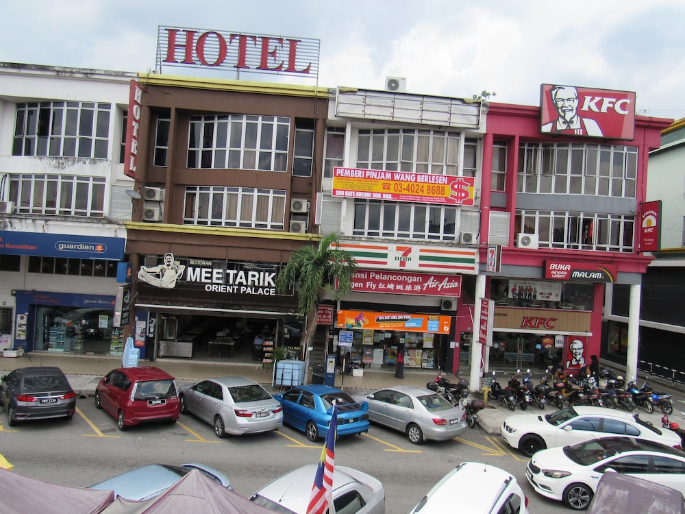 Fast Hotel Idaman Near To IIUM KL 63/75