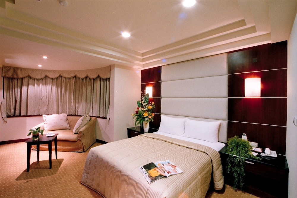Sun Sweet Hotel 53/65