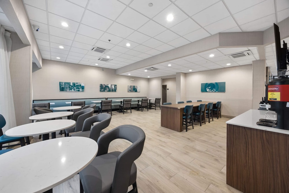 Hawthorn Extended Stay by Wyndham Nashville Airport/Opryland 35/50