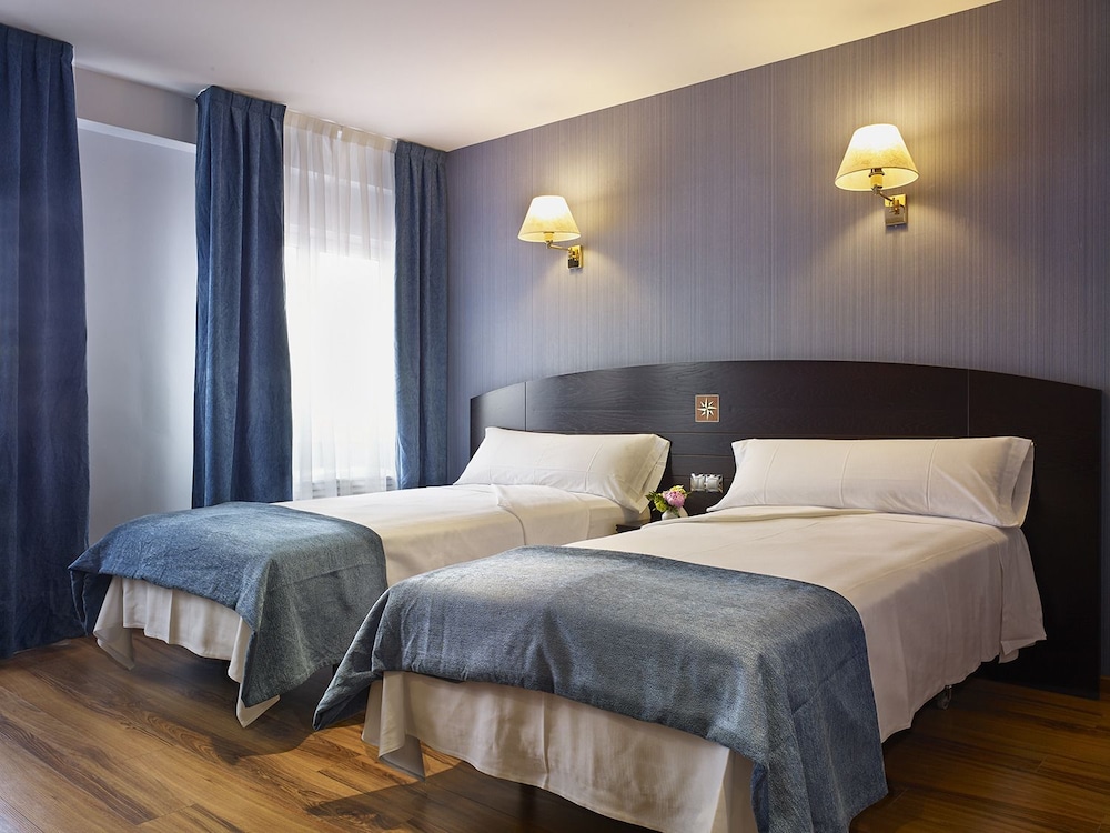 Hotel 40 Nudos 19/38