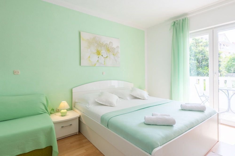Apartmani Nikolina 24/50