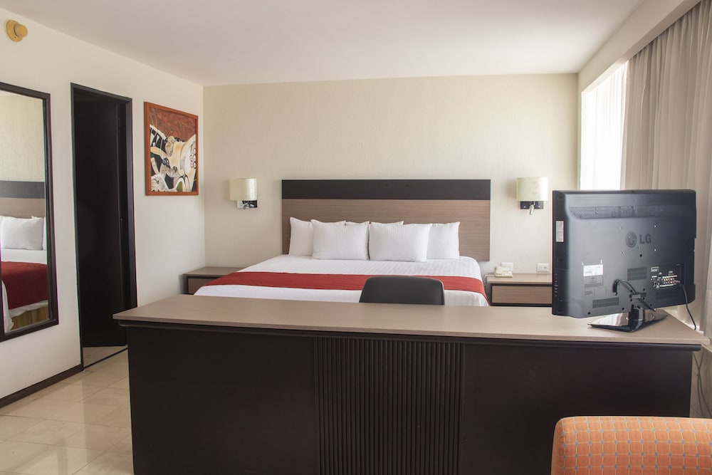 Ramada by Wyndham Hola Culiacan 17/45