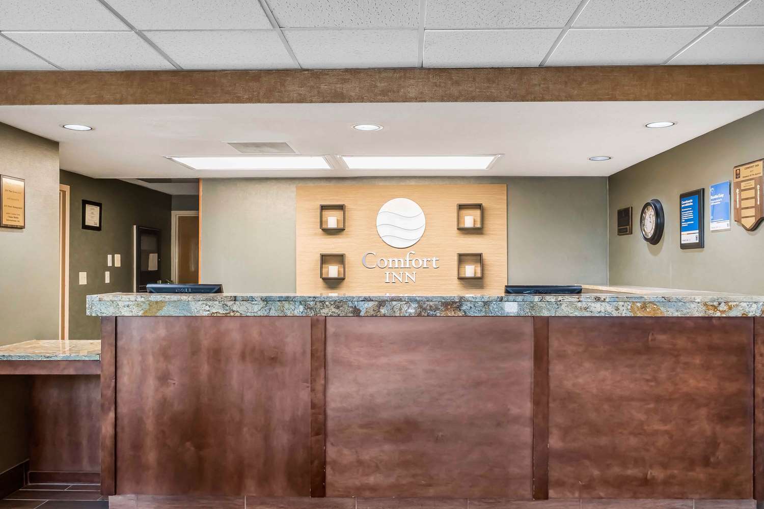 Comfort Inn Pine Grove I-81 Hershey Area 6/31