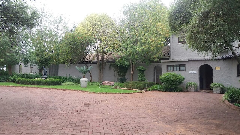 Ilanga Estate 16/18