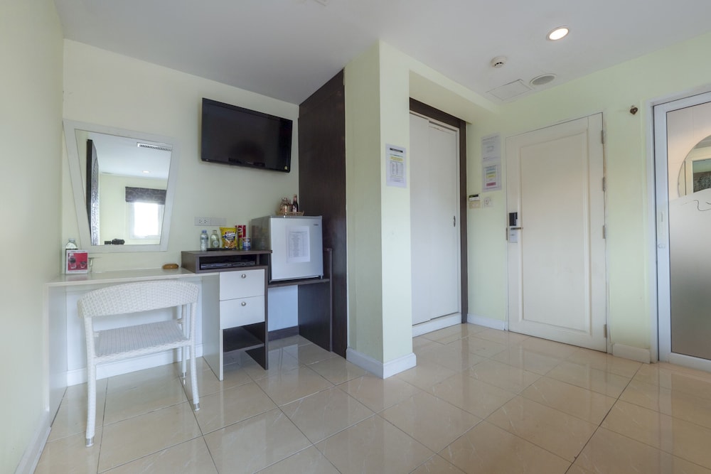 Access Inn Pattaya 10/61