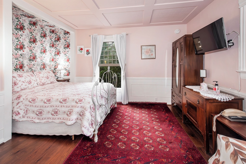 Bath Street Inn 6/50