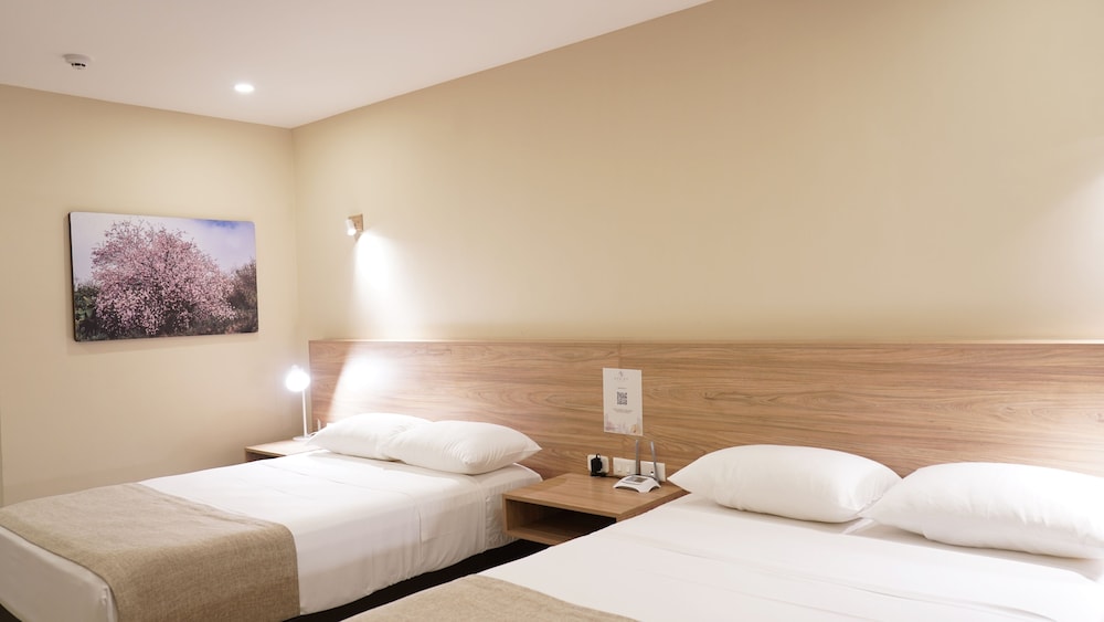Chairu Eco Hotel 17/43