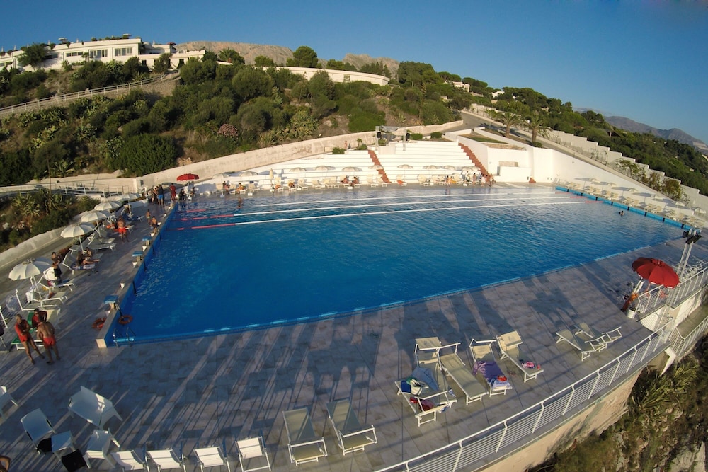 Hotel Perla Del Golfo 44/70