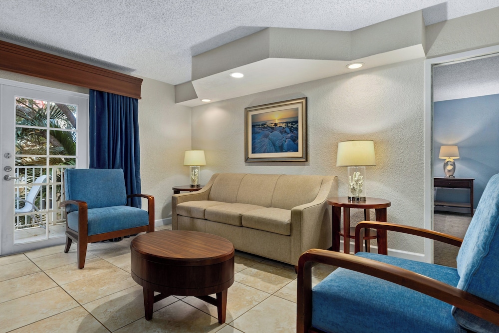 Club Wyndham Sea Gardens 26/49