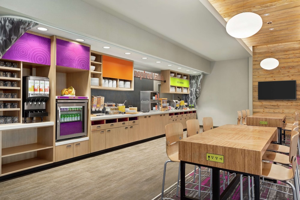 Home2 Suites By Hilton Colorado Springs South 22/30
