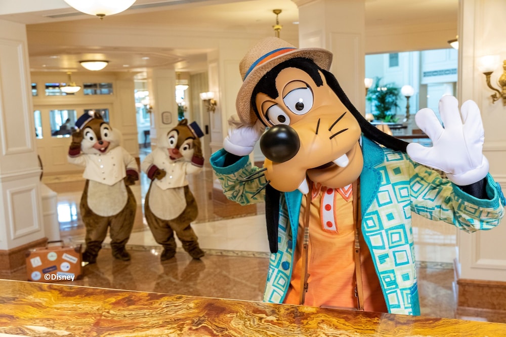 Hong Kong Disneyland Hotel 44/71
