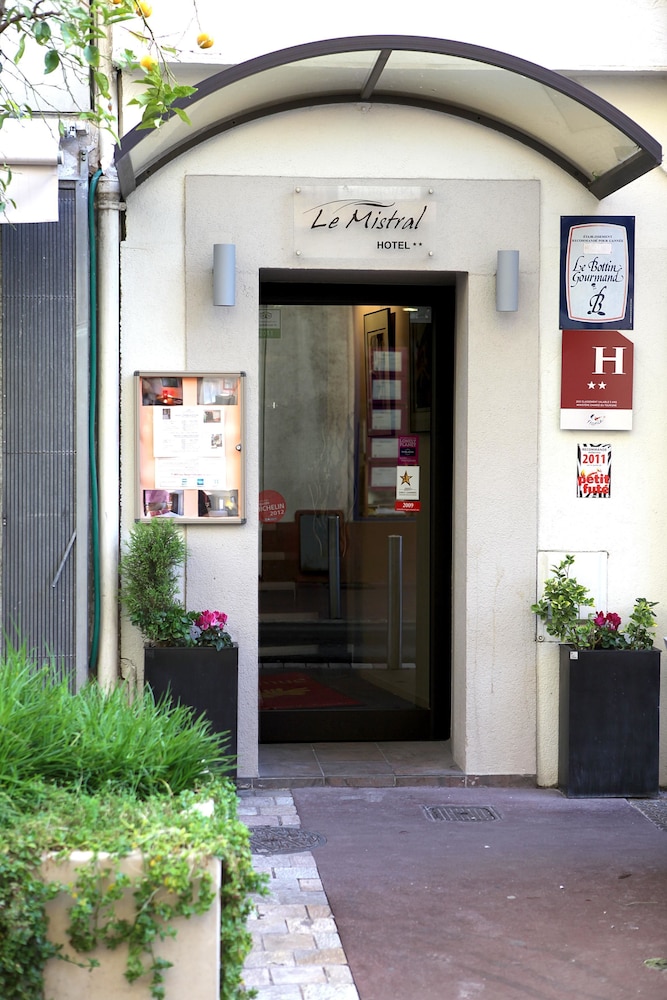 Le Mistral 2/55