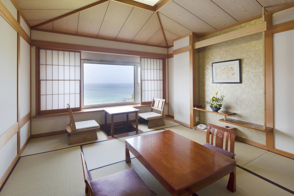 Hotel Izukyu 24/41