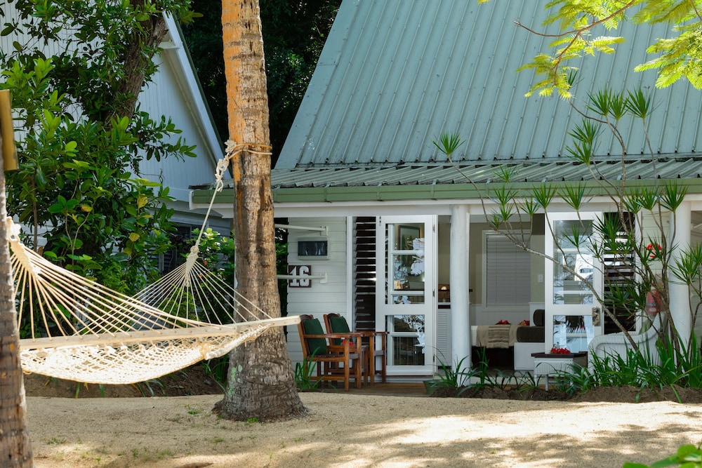 Malolo Island Resort 63/70