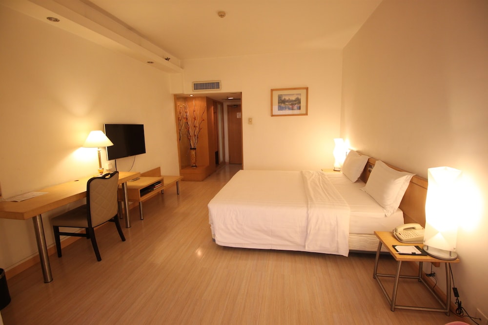Guangzhou Hotel 26/50