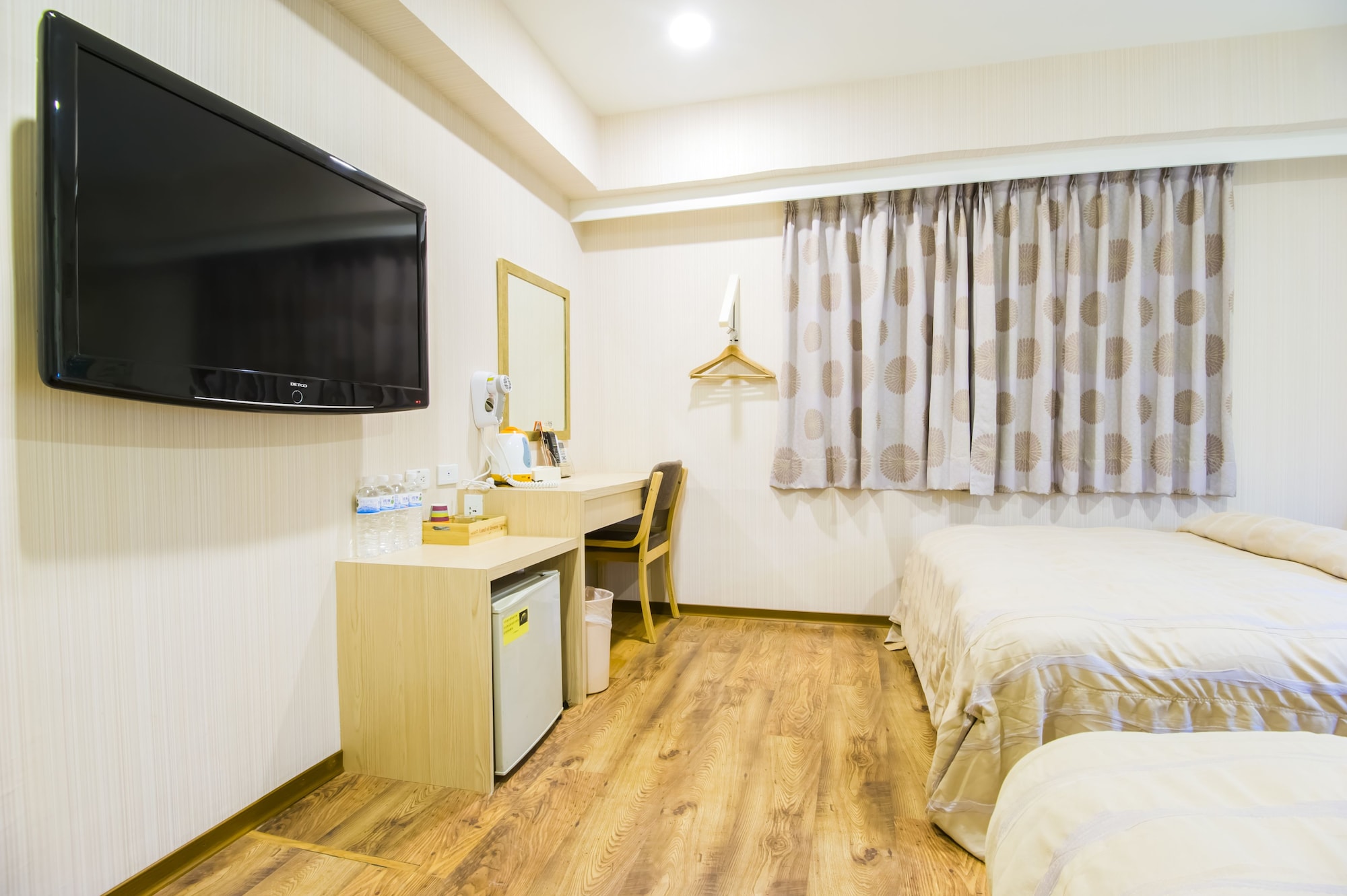FAMILY, QUADRUPLE, 2 DOUBLE BEDS