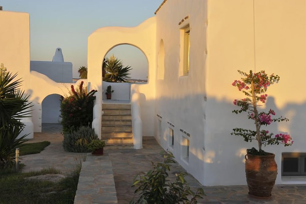 Angels Villas 42/50