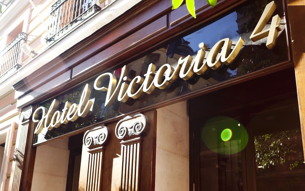 Victoria 4 Hotel 2/68