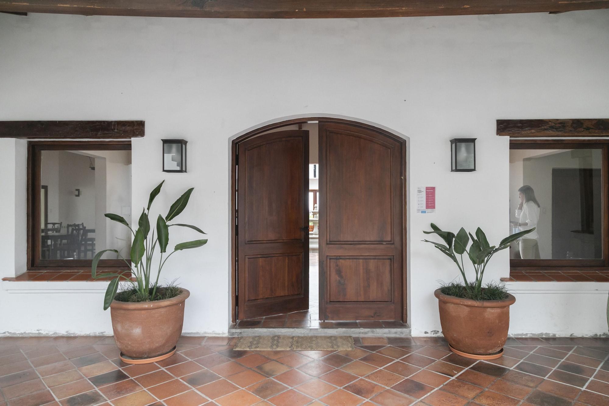 Hotel Torrontes 3/50