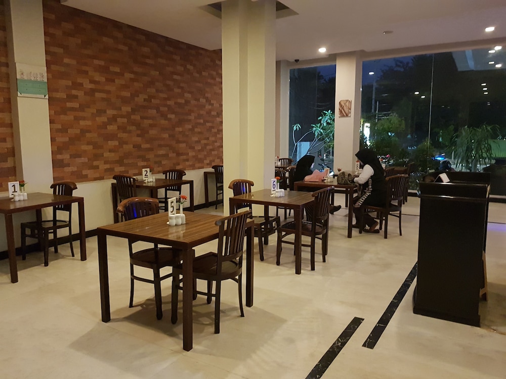 N2 Hotel Gunung Sahari 33/46