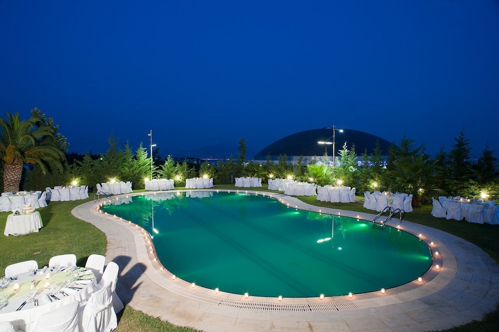 Parnis Palace Hotel Suites 23/25