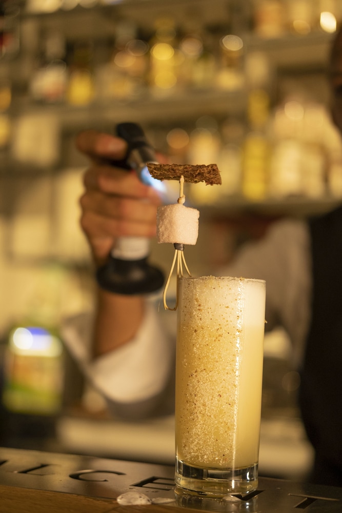 Albergo Centrale 30/54