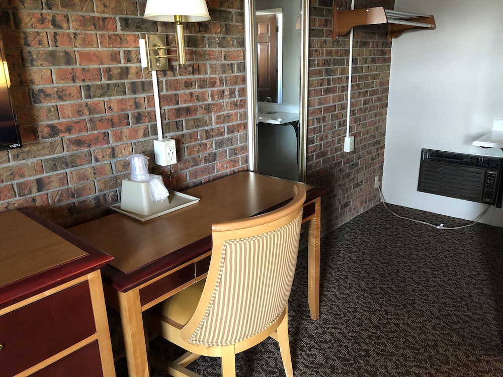 Dunes Inn 39/61