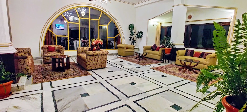 Whistling Pines Resort 36/50